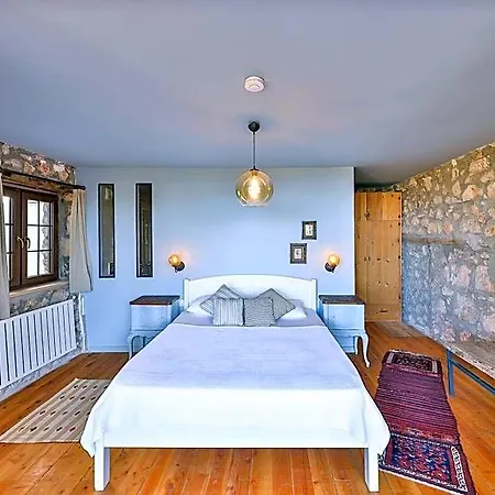 Hotel Kale 3*