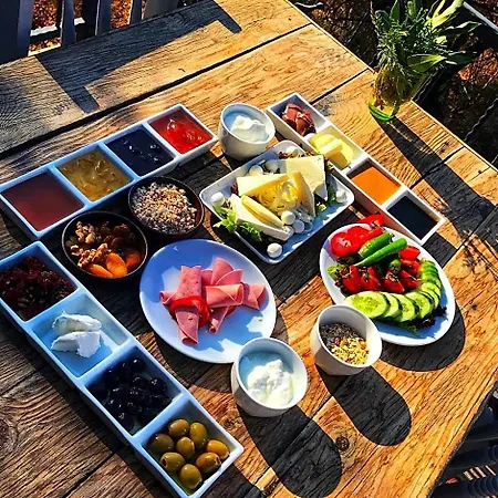Otel Kale 3*